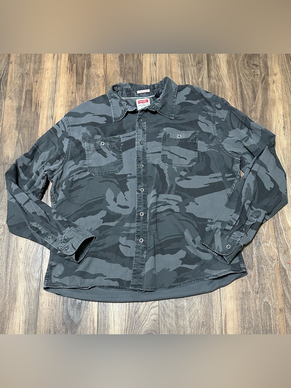 Wrangler Men’s Long Sleeve Button Up Denim Shirt Gray Camo Work Western 2XL